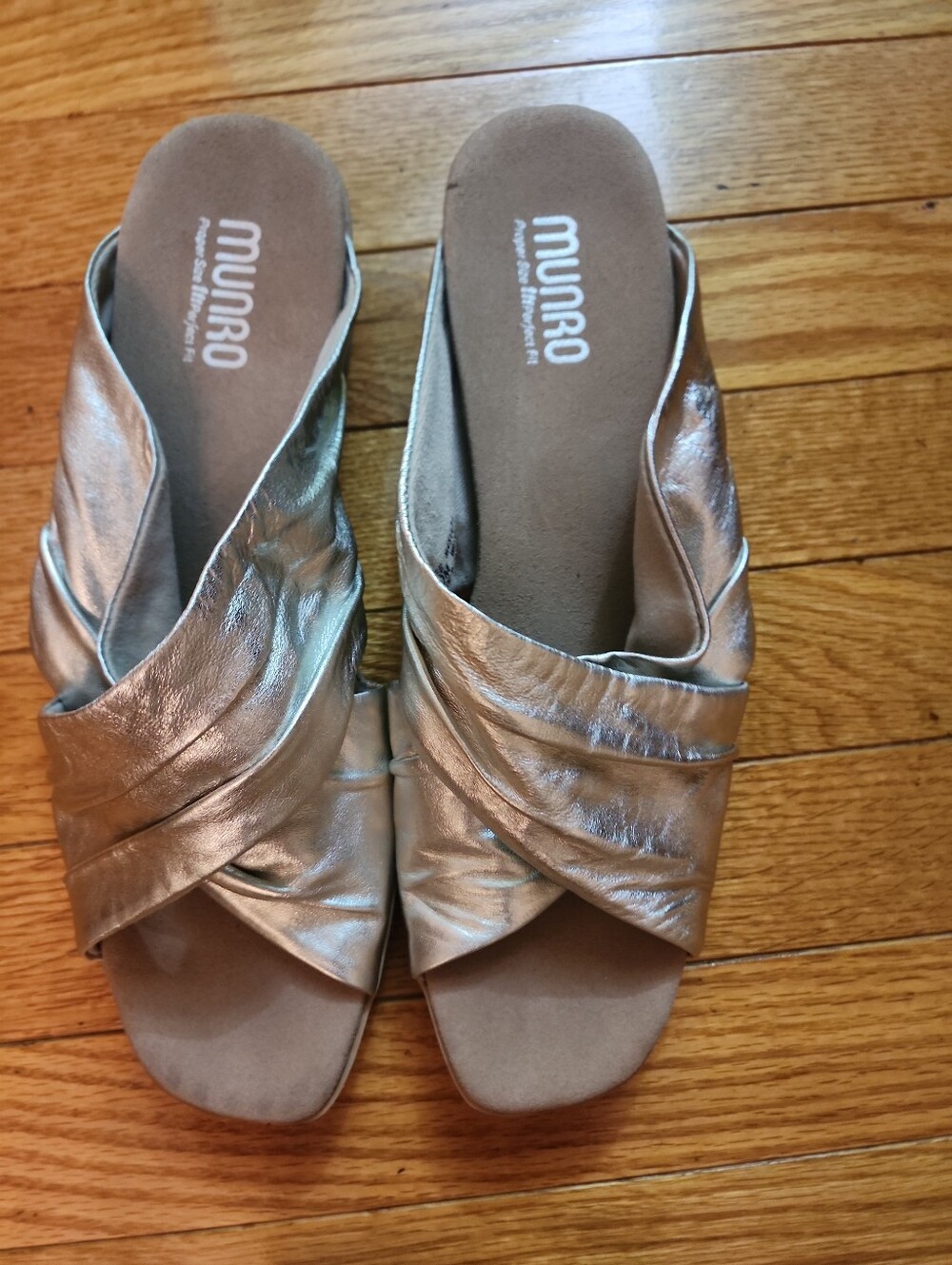 Munro Lee Metallic Silver Cross-Front  Low Block Heel Soft Leather Slide Mule